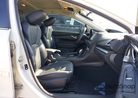 2017 Subaru Impreza 2.0I Limited z USA, uszkodzony, nr VIN 4S3GKAT64H3600836